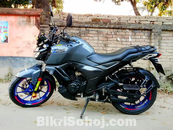 Yamaha Fzs v3 ইমার্জেন্সি বিক্রি করতে হবে